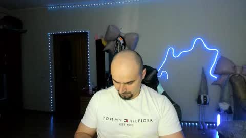 Ziesh online show from March 1, 6:32 pm