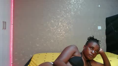 Zinadine online show from January 18, 7:17 pm