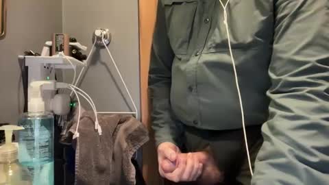 zinger283069 online show from December 18, 8:26 pm