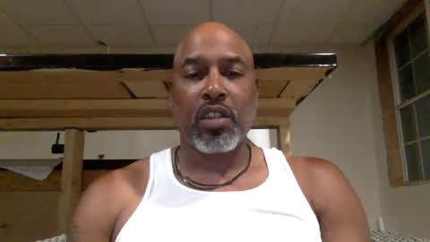 Snapshot of zionlion22 chatting on July 14, 3:22 am zionlion22 online show from July 14, 3:22 am