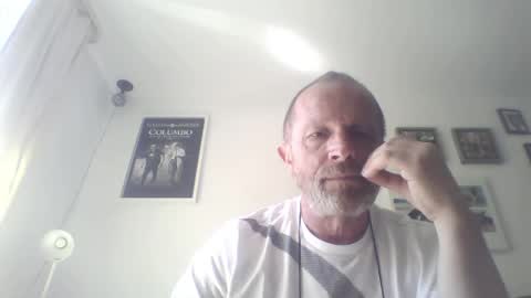 Snapshot of zippi55 chatting on April 26, 9:40 am Zippi online show from April 26, 9:40 am