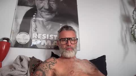 zkopa69 online show from September 29, 12:43 pm