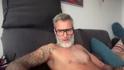 zkopa69 online show from October 9, 2:48 pm