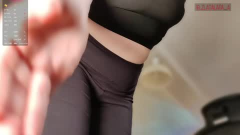 Snapshot of zlatalata chatting on April 4, 5:43 pm zlatalata online show from April 4, 5:43 pm
