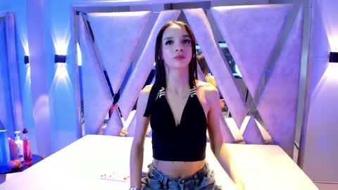 Snapshot of zoe_444_ chatting on May 6, 3:57 am Zoe online show from May 6, 3:57 am