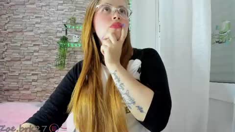 Snapshot of zoe_brk chatting on June 12, 6:51 pm zoe brk online show from June 12, 6:51 pm