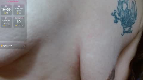 Snapshot of zoe_cutex chatting on December 10, 10:47 pm Zoe online show from December 10, 10:47 pm