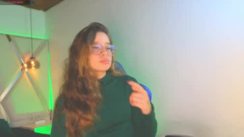 zoe_dear online show from May 21, 1:40 pm