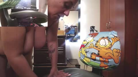 zoe hotxxx online show from March 5, 2:02 pm