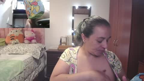 zoe hotxxx online show from April 4, 2:47 pm