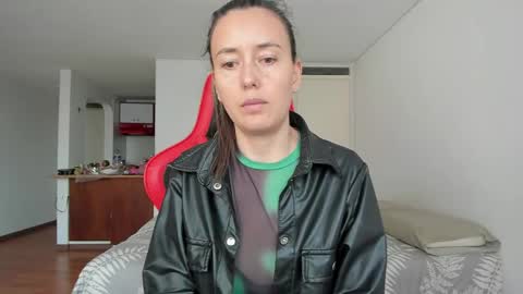 Snapshot of zoe_jeane_beker chatting on April 24, 9:06 pm ZOE online show from April 24, 9:06 pm
