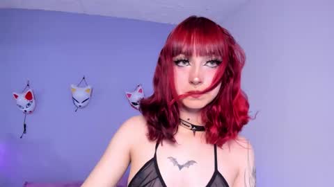 Zoe Lynch online show from November 13, 11:42 am