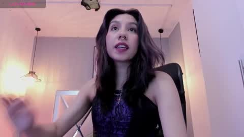 zoe_moreau online show from February 2, 7:23 pm