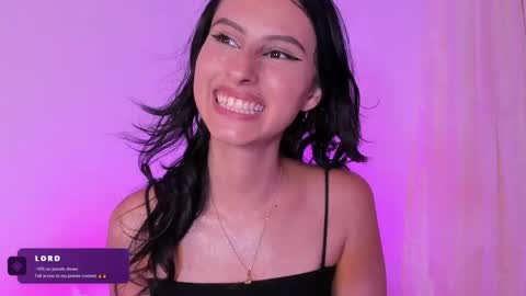 Snapshot of zoe_mrl chatting on April 19, 6:10 pm zoe_mrl online show from April 19, 6:10 pm
