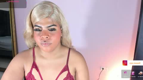 zoe_rosee4 online show from April 28, 9:14 am