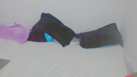 Snapshot of zoe_sexy69 chatting on February 2, 7:45 pm ZOE online show from February 2, 7:45 pm