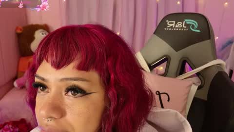 zoe_sullivan_ online show from March 29, 9:20 am