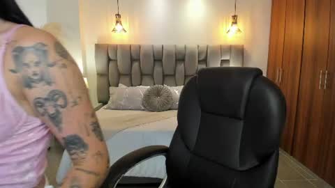  zoee jackson online show from July 16, 6:36 pm