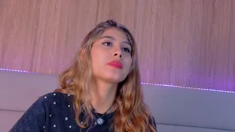 Zoe online show from April 10, 11:26 am