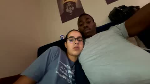 Snapshot of zoel87 chatting on September 30, 3:39 pm LovelyLatin25 online show from September 30, 3:39 pm