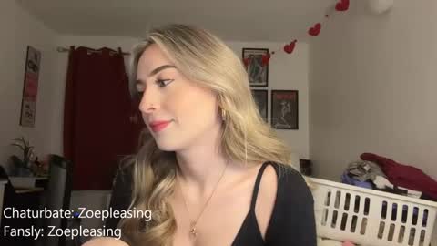 zoepleasing online show from February 18, 1:45 am