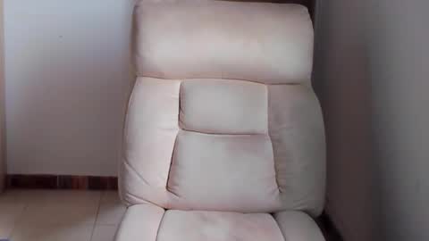 Zoe  online show from October 6, 3:09 pm