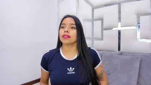 ZoeSwam online show from February 21, 10:39 am