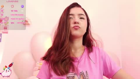 Snapshot of zoewillian chatting on May 24, 12:04 am zoewillian online show from May 24, 12:04 am