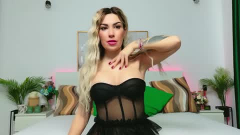 Zoey online show from March 17, 9:56 am