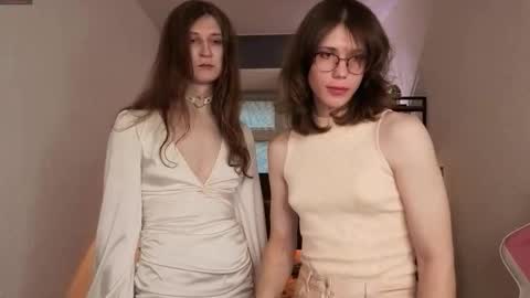 Zoria and Luna online show from March 10, 6:51 am