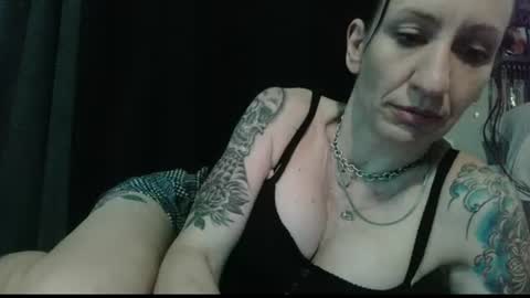 Snapshot of zoeyportland chatting on July 8, 8:19 am Zoey Portland online show from July 8, 8:19 am