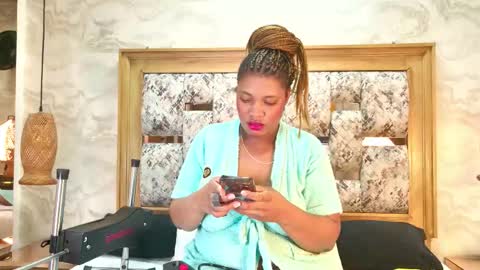 zoley  online show from February 24, 3:04 am