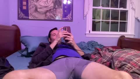 Snapshot of zorakload chatting on October 31, 2:01 am Jesse online show from October 31, 2:01 am