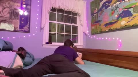 Snapshot of zorakload chatting on January 6, 1:31 am Jesse online show from January 6, 1:31 am