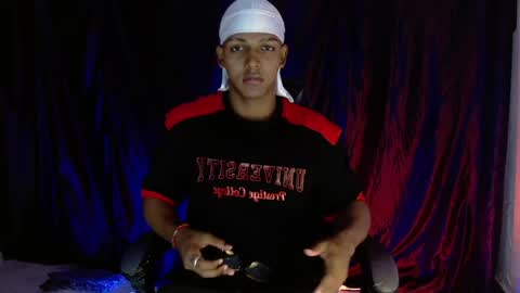 Zoriel online show from June 1, 6:31 pm