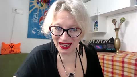 Snapshot of zosya1111 chatting on January 11, 9:47 am Zosya1111 online show from January 11, 9:47 am