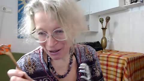 Snapshot of zosya1111 chatting on January 23, 3:32 pm Zosya1111 online show from January 23, 3:32 pm