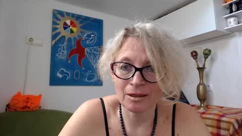 Snapshot of zosya1111 chatting on February 23, 1:10 pm Zosya1111 online show from February 23, 1:10 pm