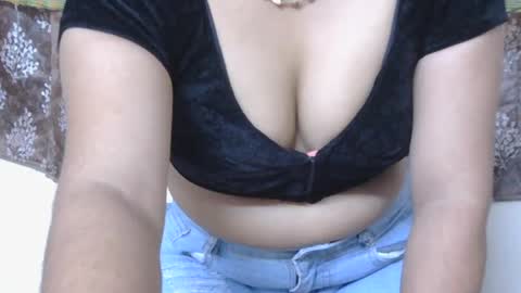Snapshot of zoya_4u chatting on July 16, 5:02 am Zoya online show from July 16, 5:02 am