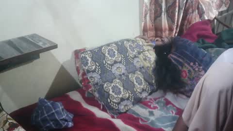 zoyakhan803 online show from February 24, 6:26 pm