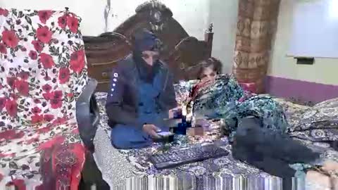 zoyakhan803 online show from April 3, 4:38 pm