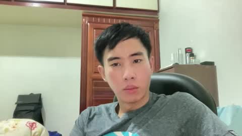 Z online show from April 12, 3:50 pm