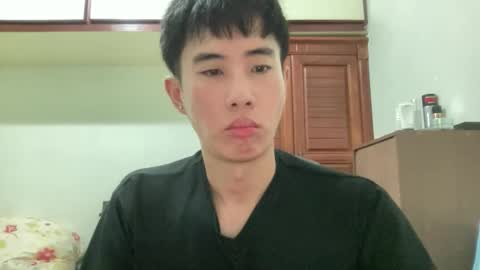 Z online show from April 18, 2:54 pm