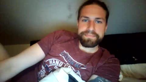 zubit online show from May 7, 11:21 pm
