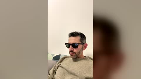 zulloking online show from April 4, 1:19 pm