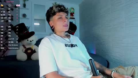 Zury Ramirez online show from September 10, 8:09 pm