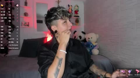 Zury Ramirez online show from October 13, 8:31 pm