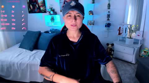 Zury Ramirez online show from December 20, 7:10 pm