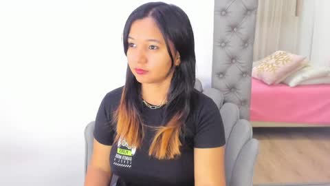Snapshot of zusan_king_ chatting on April 29, 2:59 am Im Zusan My schedule is from 1030pm to 430 am colombian time online show from April 29, 2:59 am