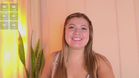 Snapshot of zuzu_sweet chatting on June 23, 7:12 pm Zara online show from June 23, 7:12 pm